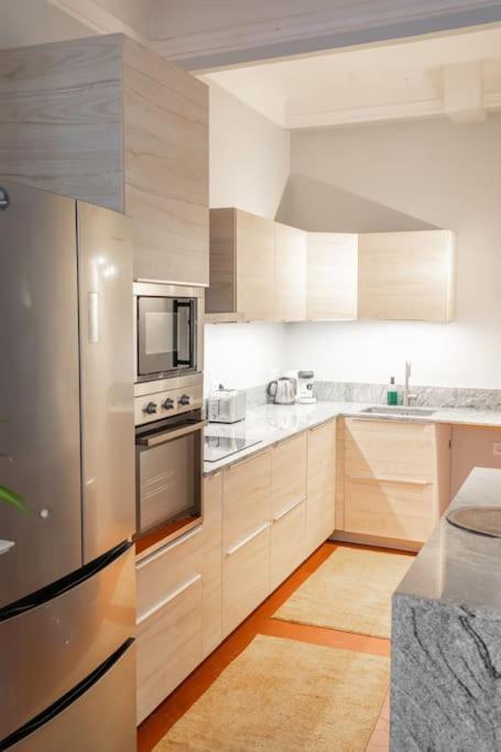 Spacieux Loft Aix-En-Provence Luaran gambar