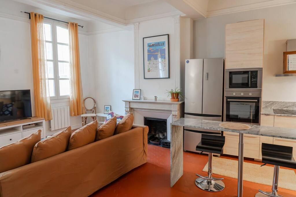 Spacieux Loft Aix-En-Provence Luaran gambar