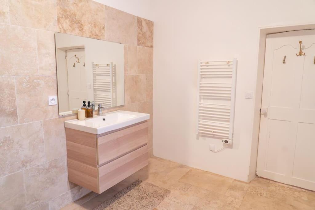 Spacieux Loft Aix-En-Provence Luaran gambar